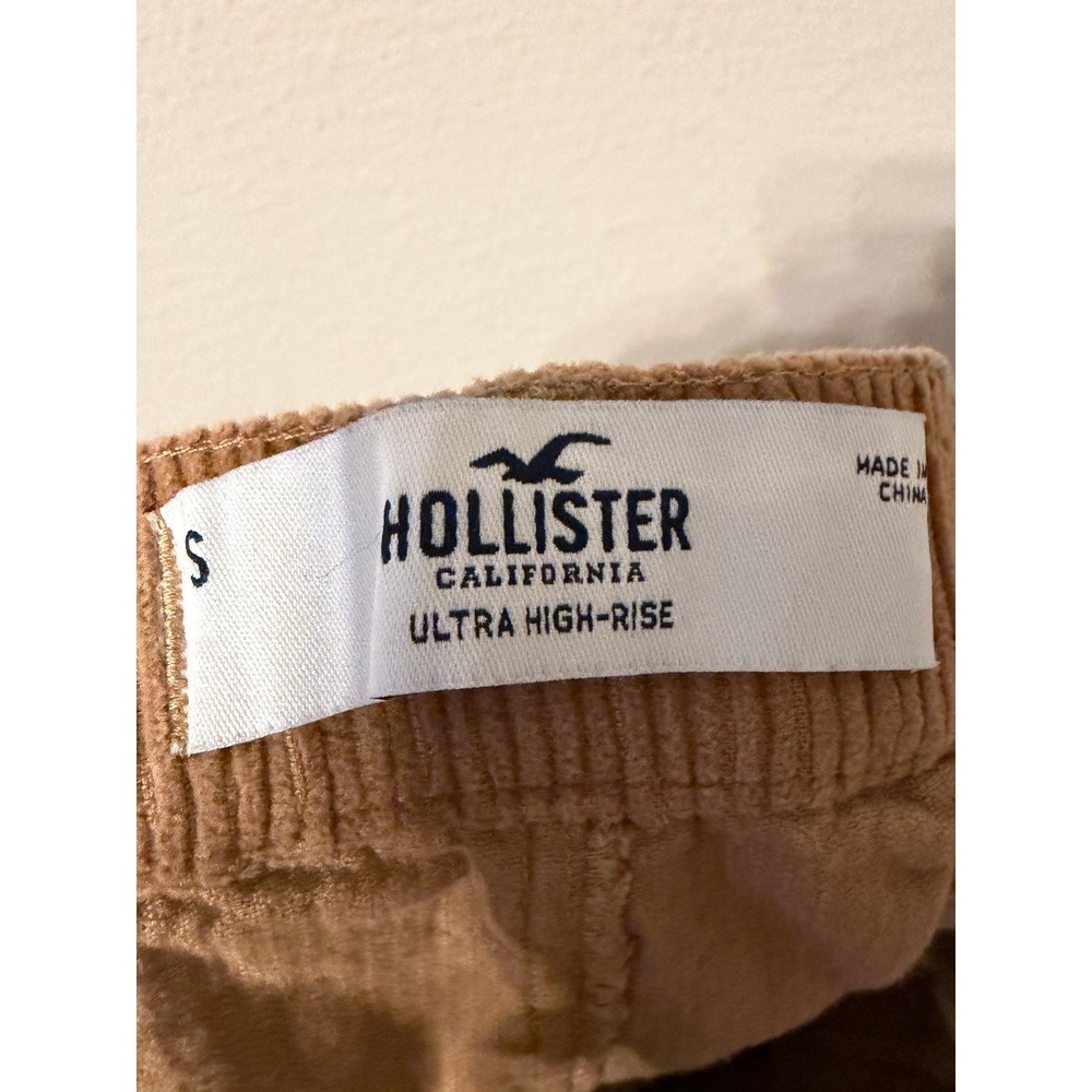 Hollister Ultra High Rise Corduroy Shorts Women's Size Small Tan - Picture 4 of 5
